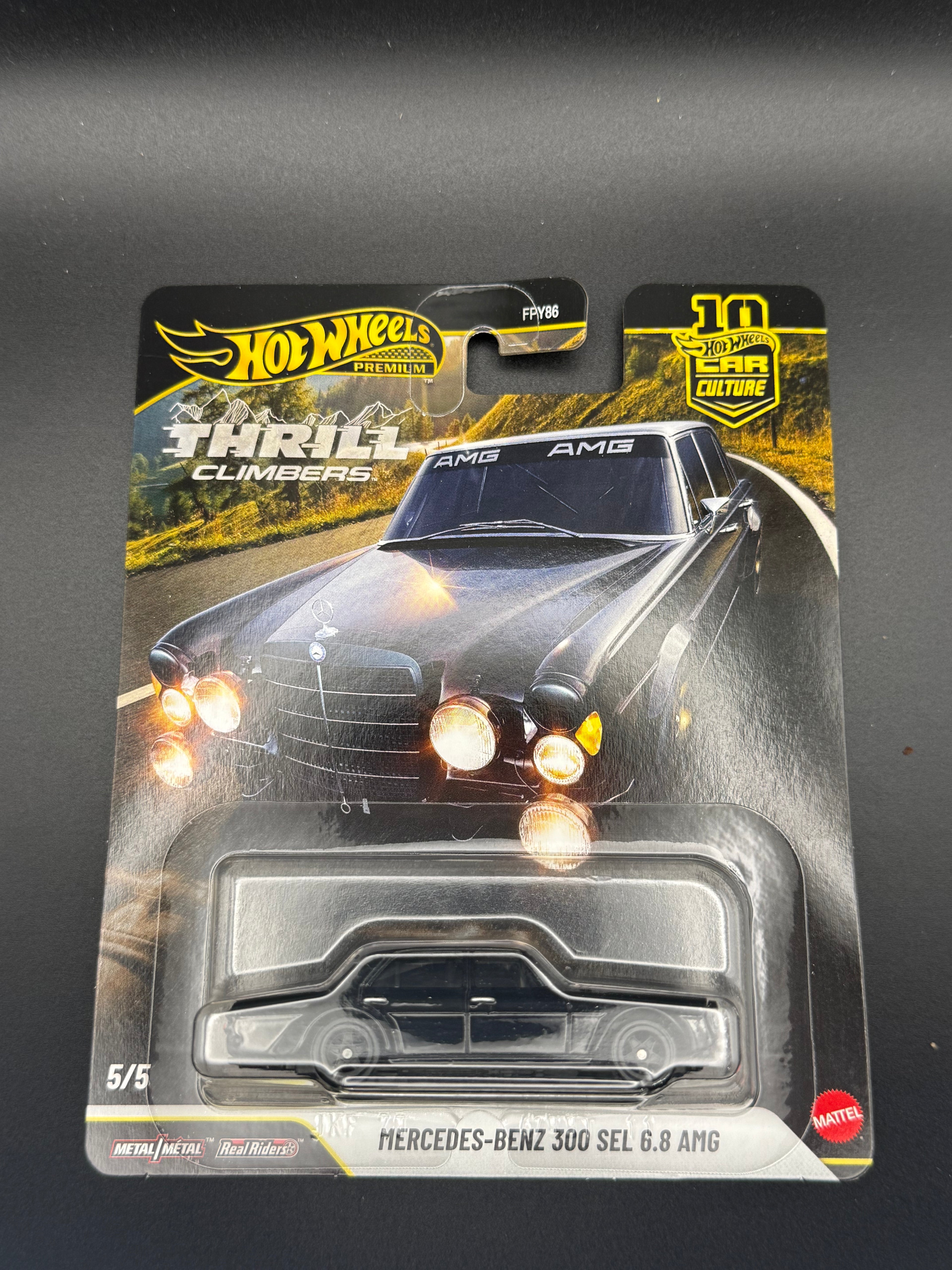 MERCEDES-BENZ 300 SEL 6.8 AMG