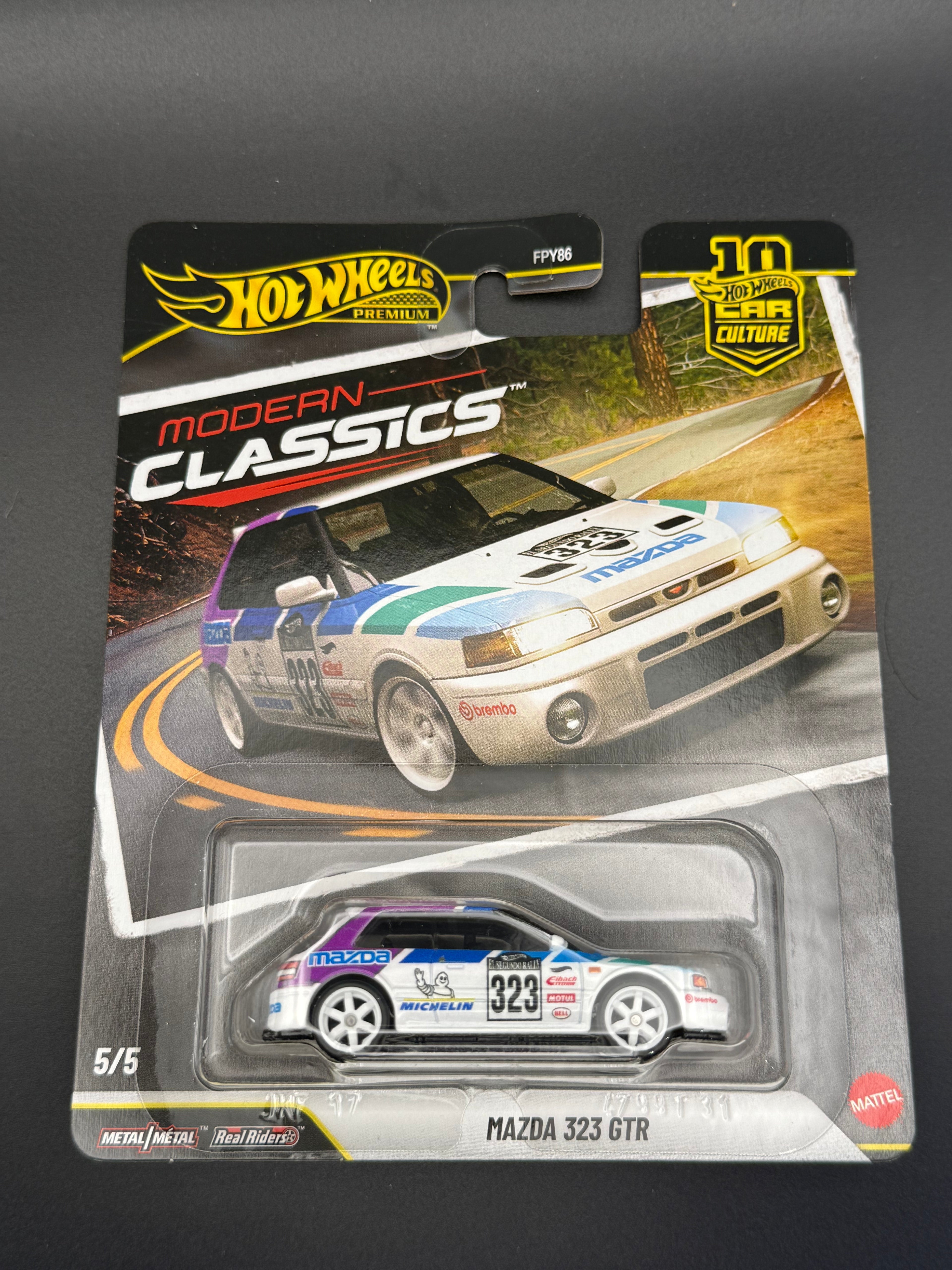 Mazda 323 GTR