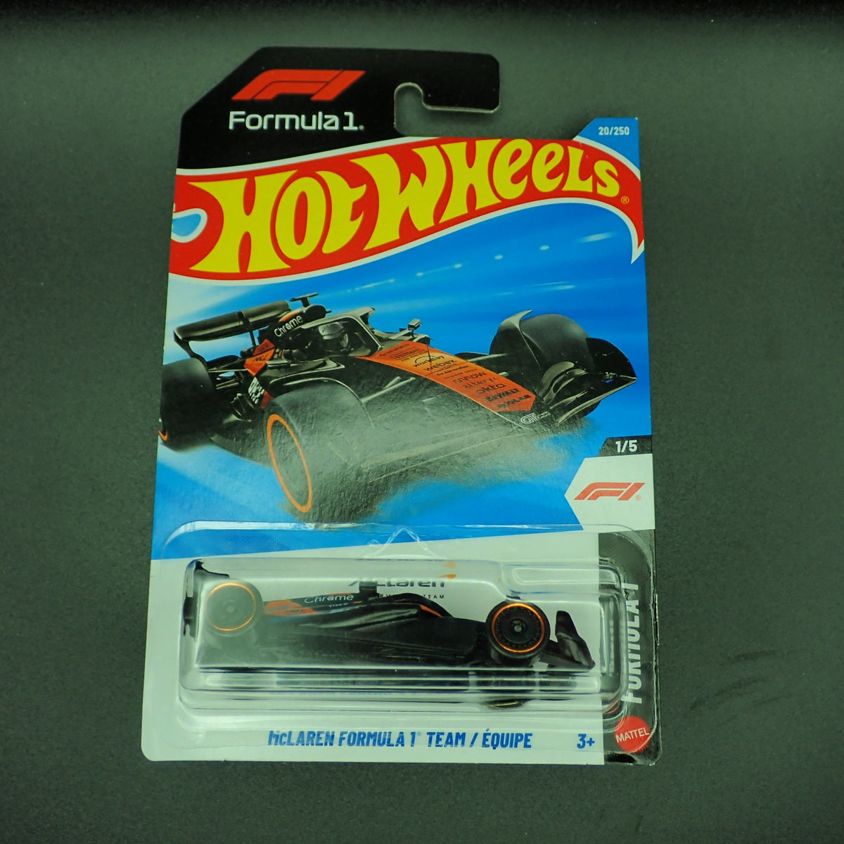 Hot Wheels Formula 1 McLaren F1 Team 1:64, front of card
